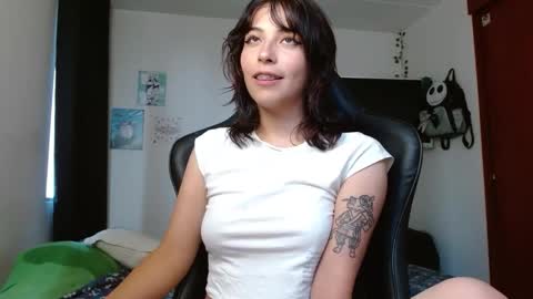 lisa online show from November 4, 2025, 9:14 pm