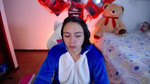 Liika  online show from November 8, 2025, 3:50 am