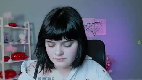 lika_pop online show from February 25, 2026, 8:29 pm