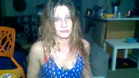 Snapshot of likerightnow chatting on February 10, 2026, 12:15 am likerightnow online show from February 10, 2026, 12:15 am