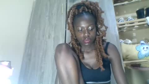 Snapshot of lil6041 chatting on October 20, 2025, 1:06 am lil6041 online show from October 20, 2025, 1:06 am