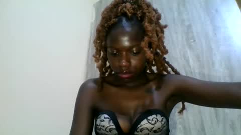 Snapshot of lil6041 chatting on October 22, 2025, 12:55 am lil6041 online show from October 22, 2025, 12:55 am