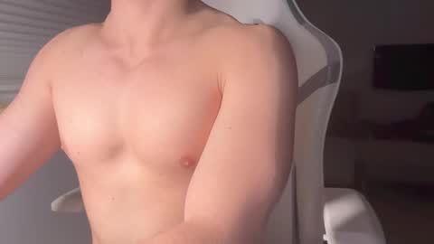 lil_buu online show from November 17, 2025, 4:57 pm