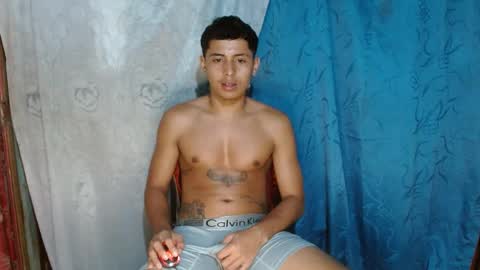 lil_condor_baby online show from October 3, 2025, 1:24 am