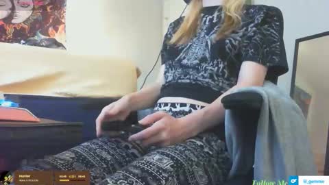 lil gemmie online show from November 6, 2025, 8:21 pm