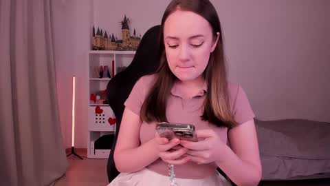 for free registration 3  online show from February 16, 2025, 6:21 pm