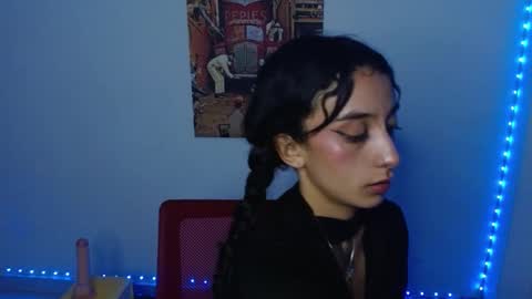 Snapshot of lil_lisaa chatting on December 15, 2024, 9:56 am Lisaa online show from December 15, 2024, 9:56 am