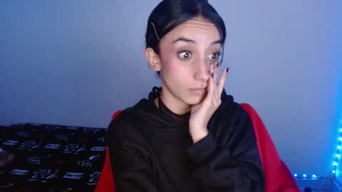 Snapshot of lil_lisaa chatting on March 6, 2025, 8:52 am Lisaa online show from March 6, 2025, 8:52 am