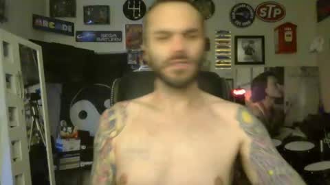 Snapshot of lil_tea_break_6996 chatting on February 18, 2025, 11:55 am t online show from February 18, 2025, 11:55 am