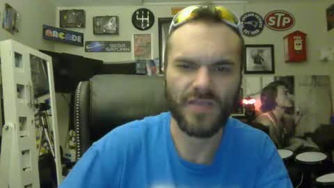 Snapshot of lil_tea_break_6996 chatting on February 20, 2025, 2:40 am t online show from February 20, 2025, 2:40 am