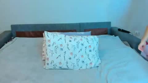 lil_tiffani online show from July 20, 2026, 11:34 am