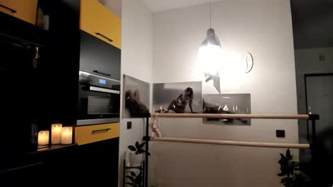 Snapshot of lil_uff chatting on February 4, 2026, 10:58 pm aka princessmaya online show from February 4, 2026, 10:58 pm