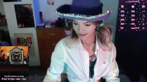 Lila online show from October 20, 2025, 10:21 pm