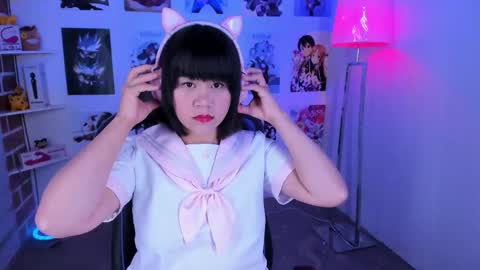 Lila Jordan online show from October 25, 2025, 12:34 pm