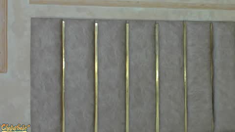 lila bailey  online show from October 28, 2025, 7:49 pm