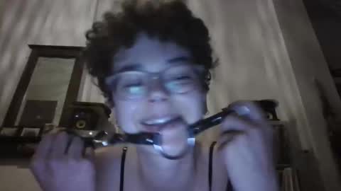 lilac_dreamsss online show from June 11, 2026, 2:53 am