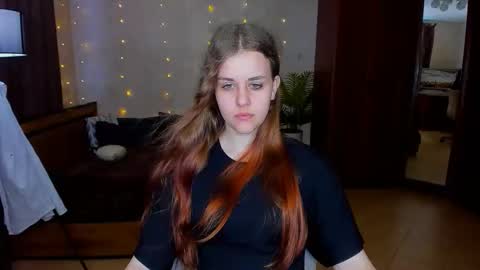 Snapshot of lilasparkling chatting on June 11, 2026, 9:40 am LilaSparkling online show from June 11, 2026, 9:40 am