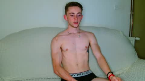lilbearxxxx online show from July 28, 2026, 8:52 pm