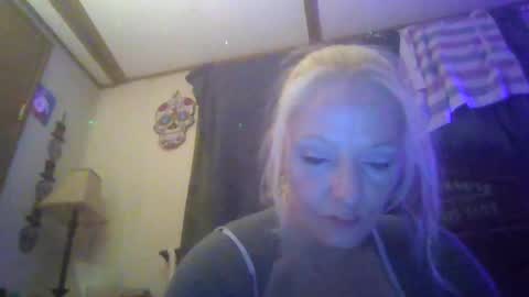 lilbit4u online show from February 17, 2025, 12:21 am