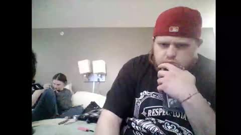 Snapshot of lilbratty_clouds_ogpuffdragon chatting on February 3, 2026, 11:21 pm lilbratty_clouds_ogpuffdragon online show from February 3, 2026, 11:21 pm