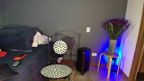 Dante online show from December 31, 2024, 1:26 am