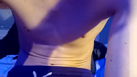 Snapshot of lildman420 chatting on December 3, 2025, 10:19 pm lildman420 online show from December 3, 2025, 10:19 pm