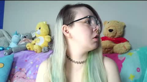 emily ryanson online show from April 6, 2026, 9:05 pm