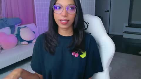 Snapshot of lileviemarie chatting on March 28, 2026, 1:49 am evie online show from March 28, 2026, 1:49 am