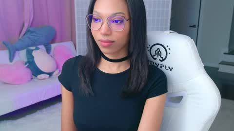 Snapshot of lileviemarie chatting on March 31, 2026, 2:24 am evie online show from March 31, 2026, 2:24 am