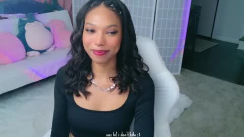 Snapshot of lileviemarie chatting on June 10, 2026, 12:44 am evie online show from June 10, 2026, 12:44 am