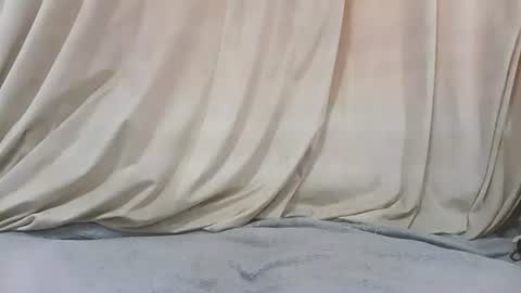 lili369369 online show from June 25, 2026, 5:12 am