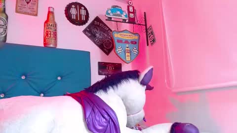 Snapshot of lili_roussi chatting on October 4, 2025, 3:04 am lili_roussi online show from October 4, 2025, 3:04 am