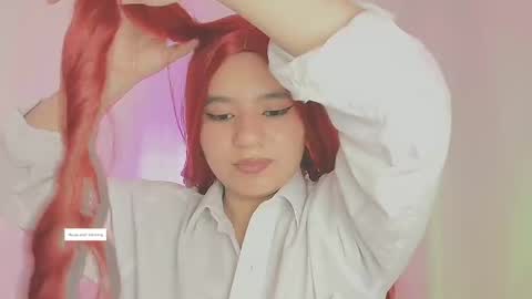 Lili online show from November 25, 2025, 12:27 pm