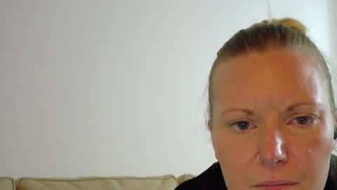Snapshot of lilianaslilsecret chatting on April 27, 2026, 4:10 am LilianaX online show from April 27, 2026, 4:10 am