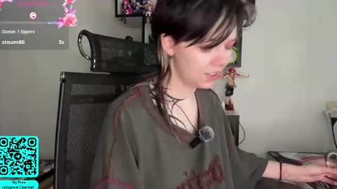 Snapshot of liliandaniels chatting on June 21, 2026, 7:11 am Lilian online show from June 21, 2026, 7:11 am