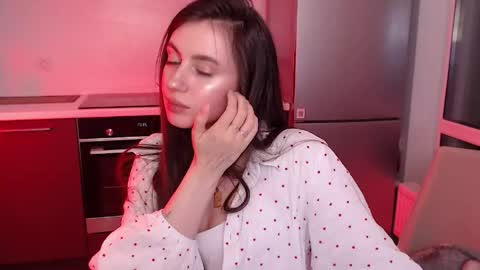 Snapshot of liliatlu chatting on April 19, 2026, 8:22 pm Lilu online show from April 19, 2026, 8:22 pm