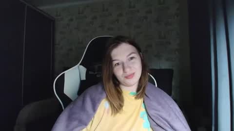 liliawoolf online show from December 17, 2025, 3:12 am