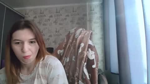 liliawoolf online show from May 19, 2026, 4:41 am