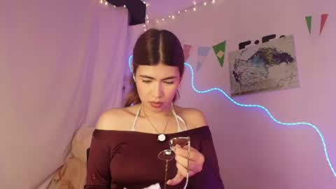 Snapshot of lilicum301 chatting on July 1, 2026, 5:53 am your love online show from July 1, 2026, 5:53 am
