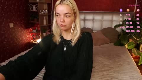 Lilie online show from February 4, 2025, 8:28 pm