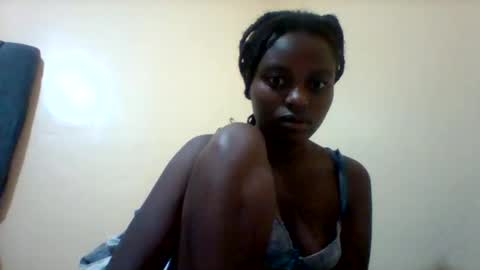liligal online show from May 27, 2026, 4:31 am