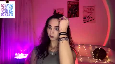 Lina online show from March 10, 2026, 10:26 pm