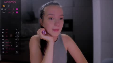 Snapshot of lililaluna chatting on October 4, 2025, 6:06 pm             ...  online show from October 4, 2025, 6:06 pm