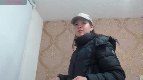 Snapshot of lilimini032 chatting on December 24, 2024, 1:59 am lilimini online show from December 24, 2024, 1:59 am