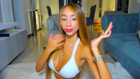 Lili  online show from March 27, 2026, 2:50 am