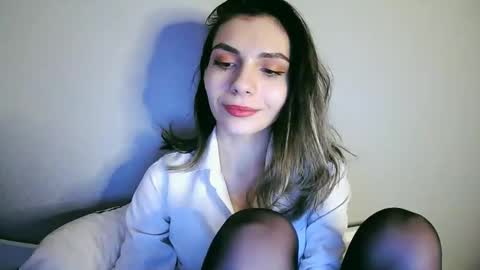 lilirose online show from January 4, 2025, 12:59 am