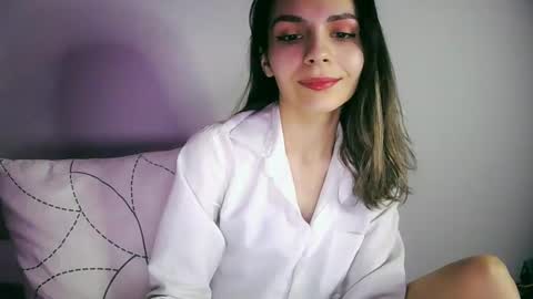lilirose online show from January 17, 2025, 7:27 pm