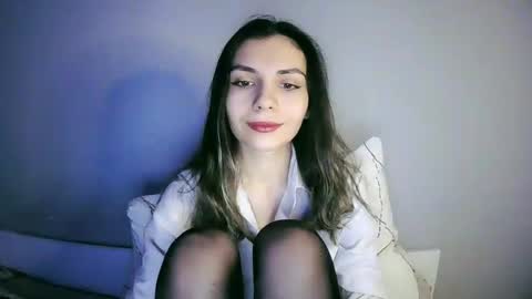 lilirose online show from February 7, 2025, 3:08 pm