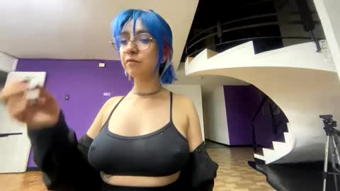 Lilith  online show from May 20, 2026, 4:18 am