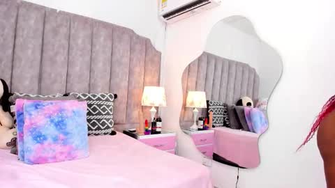 lilith_55 online show from December 1, 2025, 10:59 pm